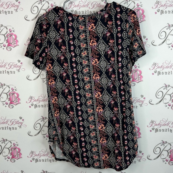 Dex tshirt tee floral Aztec Black and Pink Patterned Short Sleeve Top - Picture 2 of 8